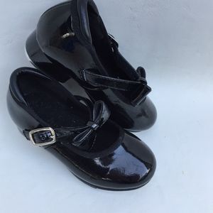 Balera Girls Patent Blk Tap Shoes Size 8C